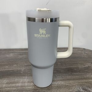 Stanley Cup 40oz Polar White Tumbler W/ Handle 100% Authentic - NO STRAW